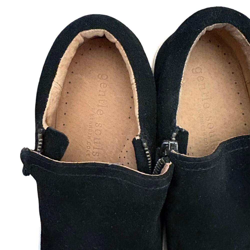 Gentle Souls by Kenneth Cole Black Suede Lowe Slip On Sneakers 7 - Picture 6 of 7